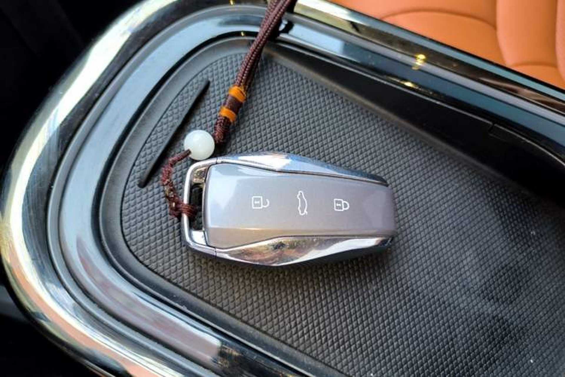Used JAC Yiwei 3 2024 Zhiai Edition 505km Champion Version Vehicle Key