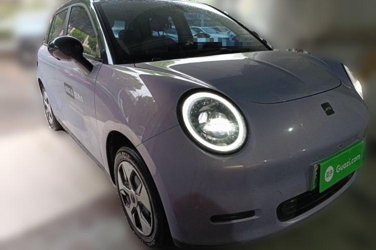 Used JAC Yiwei 3 2024 Beloved Edition 330km Air+ Front Right 45 Deg