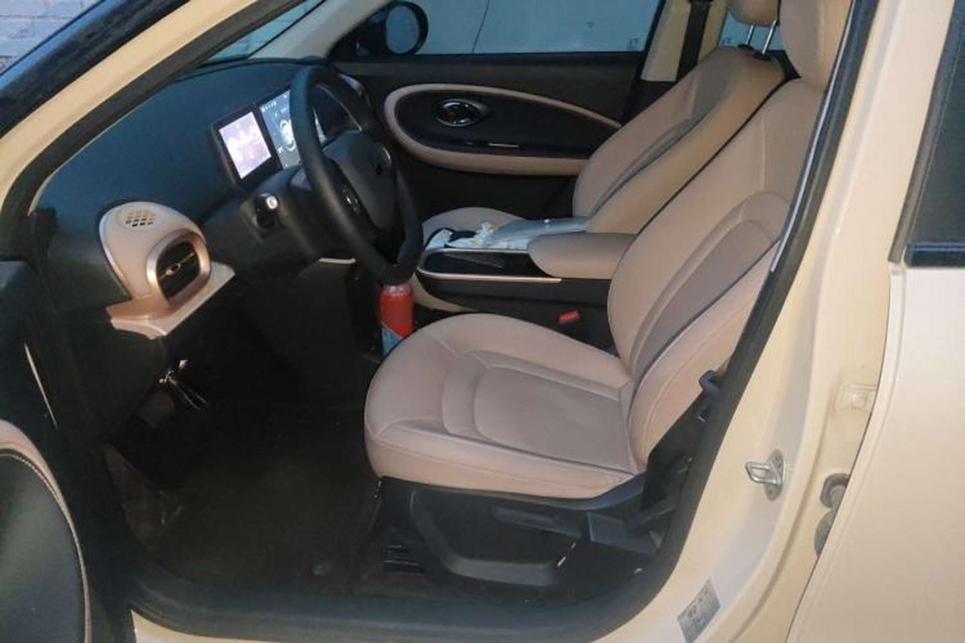 Used JAC Yiwei 3 2024 Beloved Edition 330km Air+ Left Front Seat