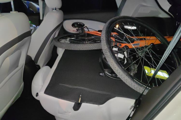 Used JAC Yiwei 3 2024 Beloved Edition 330km Air+ Left Rear Seat