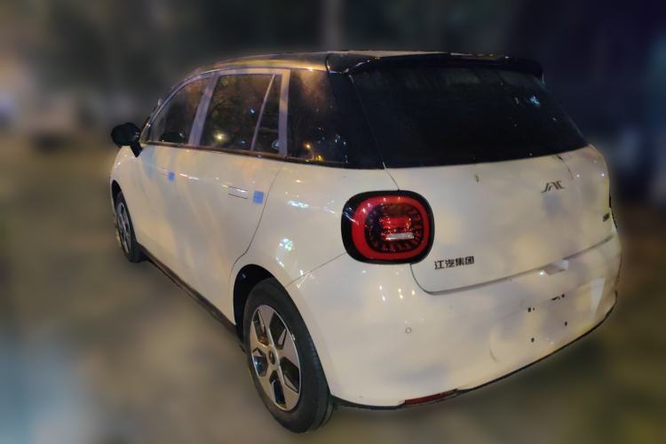 Used JAC Yiwei 3 2024 Beloved Edition 330km Air+ Rear Left 45 Deg