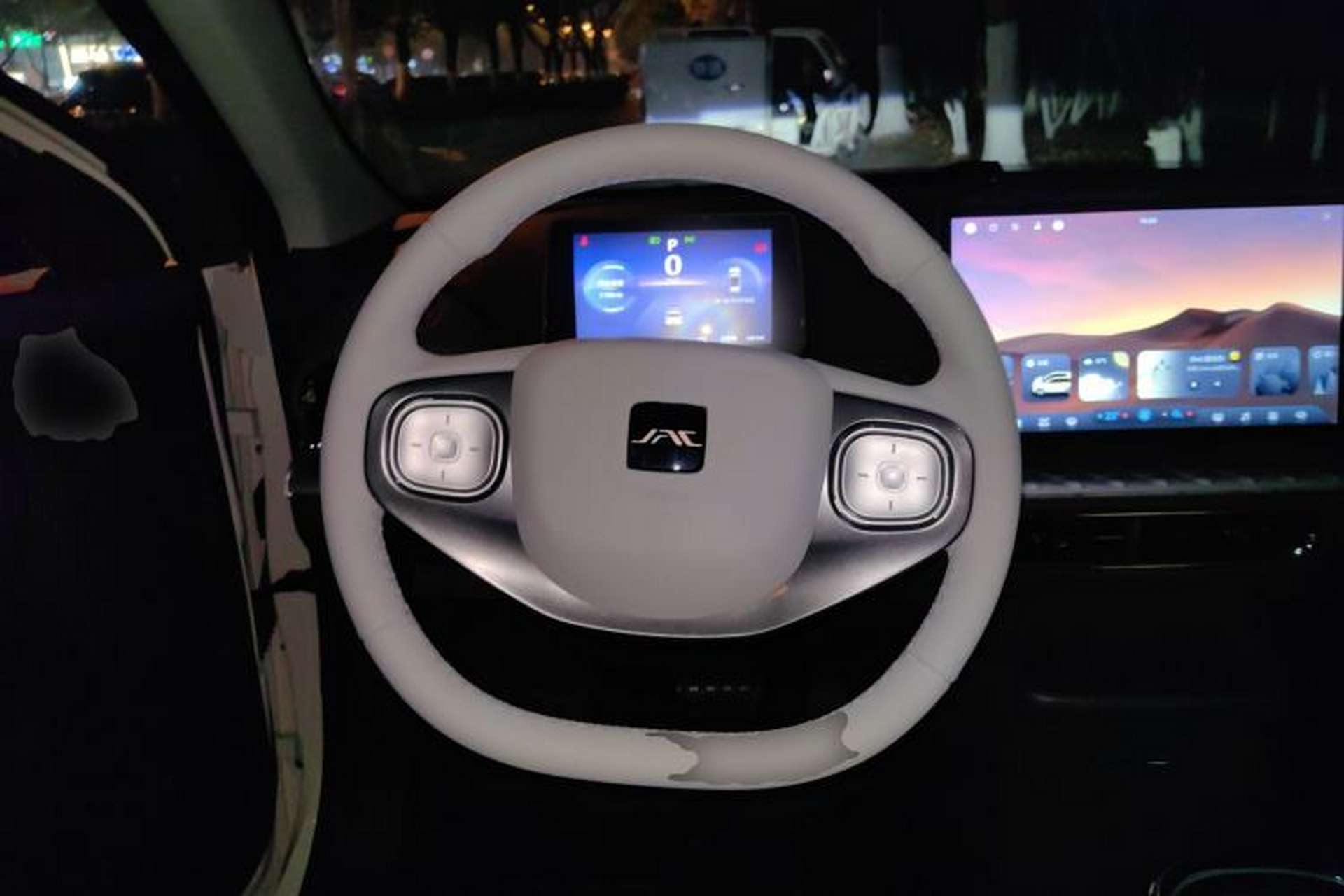 Used JAC Yiwei 3 2024 Beloved Edition 330km Air+ Steering Wheel