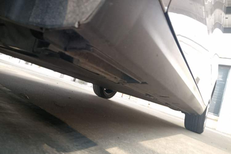 Used JAC Yiwei 3 2024 Zhi'ai Edition 330km Air Left Side Sill