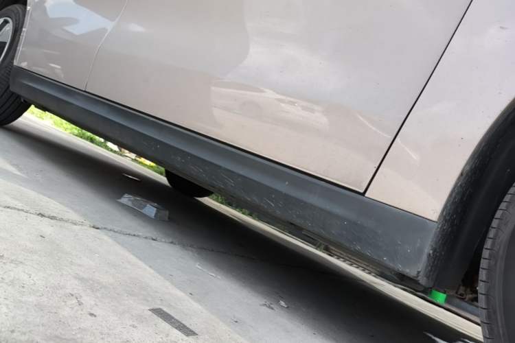 Used JAC Yiwei 3 2024 Zhi'ai Edition 330km Air Right Side Sill