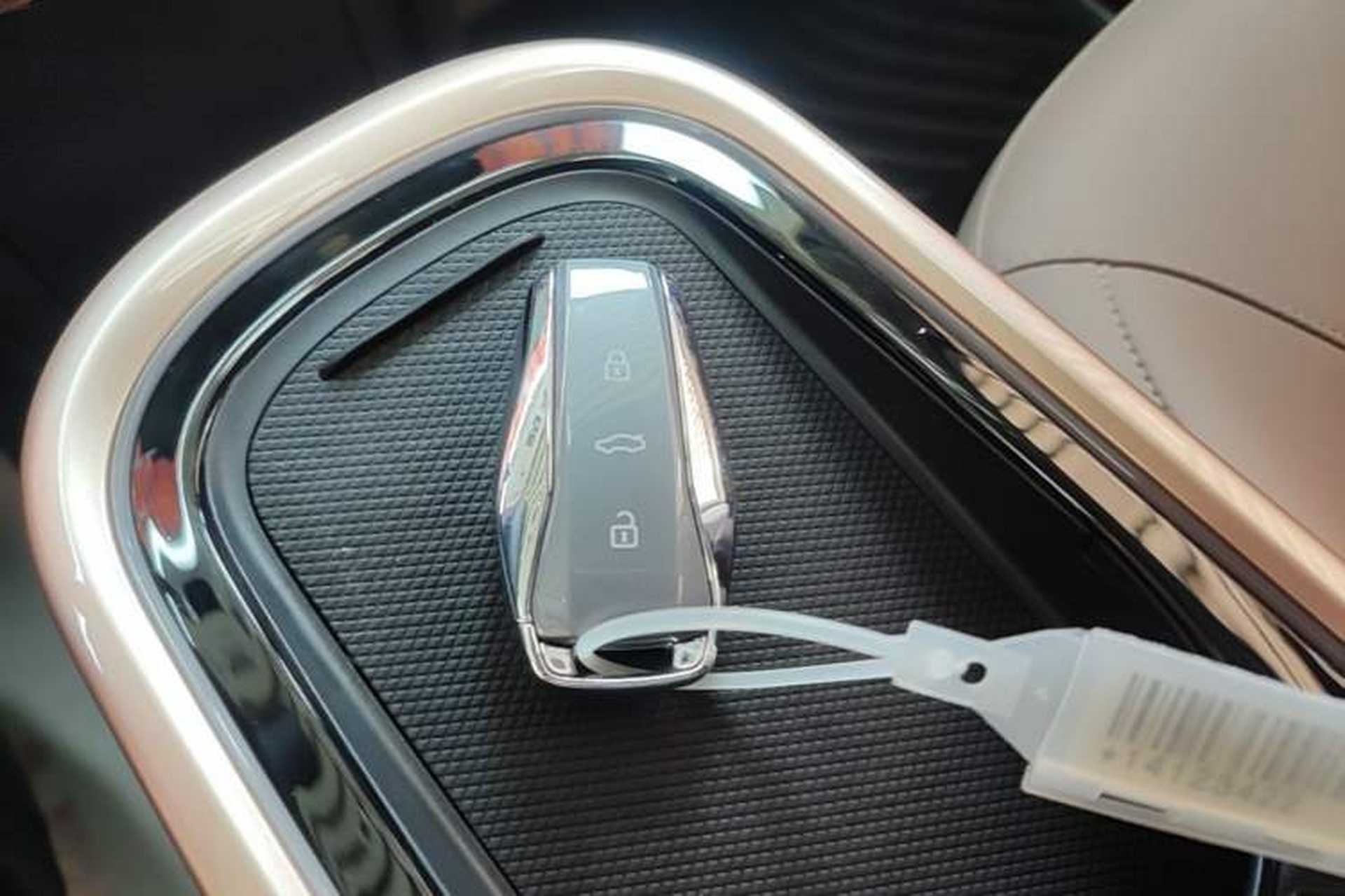 Used JAC Yiwei 3 2024 Zhiai Edition 505km Champion Version Interior 1