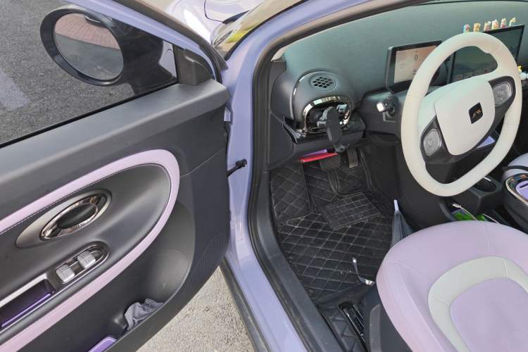 Used JAC Yiwei 3 2024 Zhi'ai Edition 330km Air Driver Seat