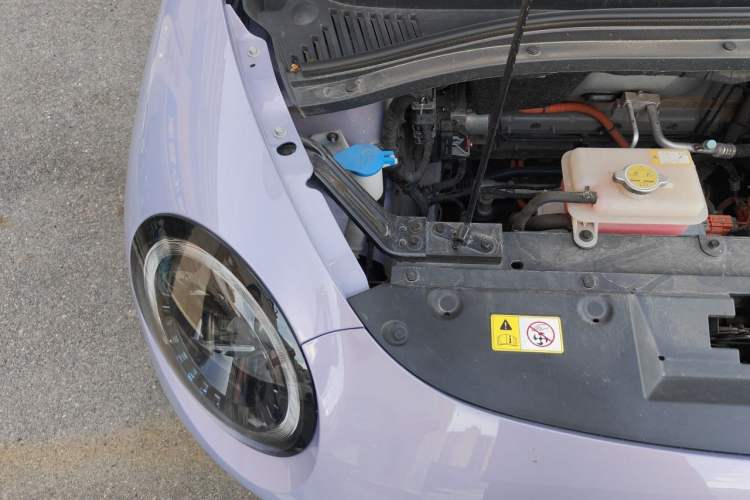 Used JAC Yiwei 3 2024 Zhi'ai Edition 330km Air Engine Bay Right