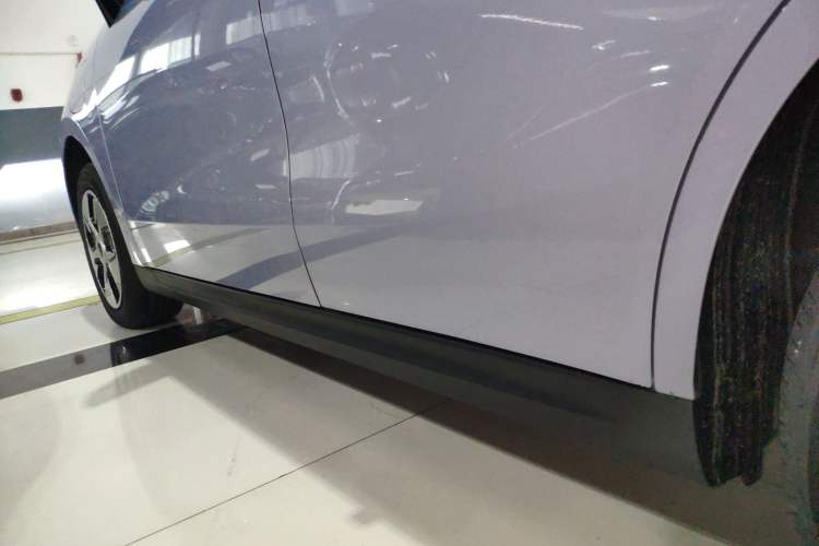 Used JAC Yiwei 3 2024 Zhi'ai Edition 330km Lite Left Side Sill