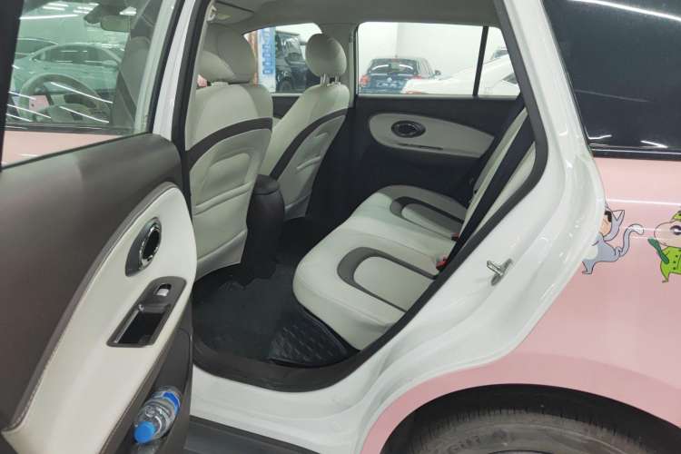 Used JAC Yiwei 3 2024 Zhi'ai Edition 330km Air Interior 1