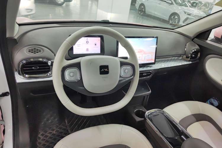 Used JAC Yiwei 3 2024 Zhi'ai Edition 330km Air Interior 3