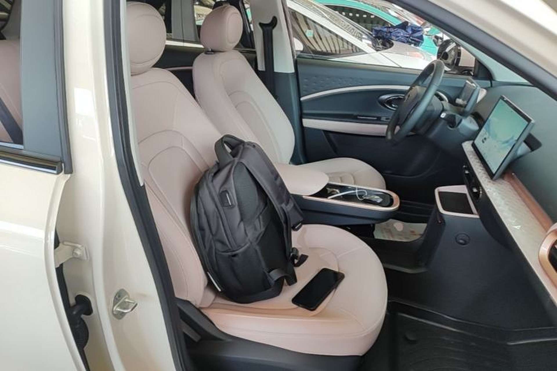 Used JAC Yiwei 3 2024 Zhiai Edition 505km Champion Version Right Front Seat