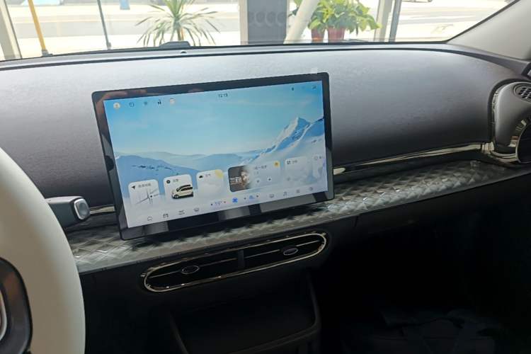 Used JAC Yiwei 3 2024 Zhi'ai Edition 330km Air Audio And AC Panel