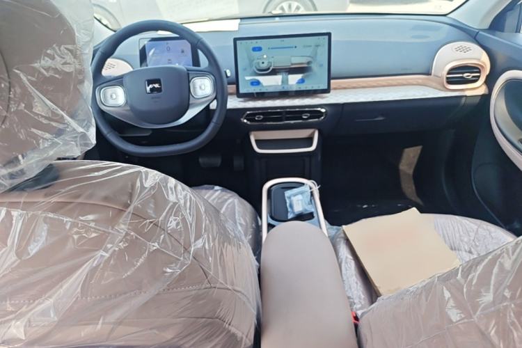 Used JAC Yiwei 3 2024 Zhi'ai Edition 330km Air Center Console