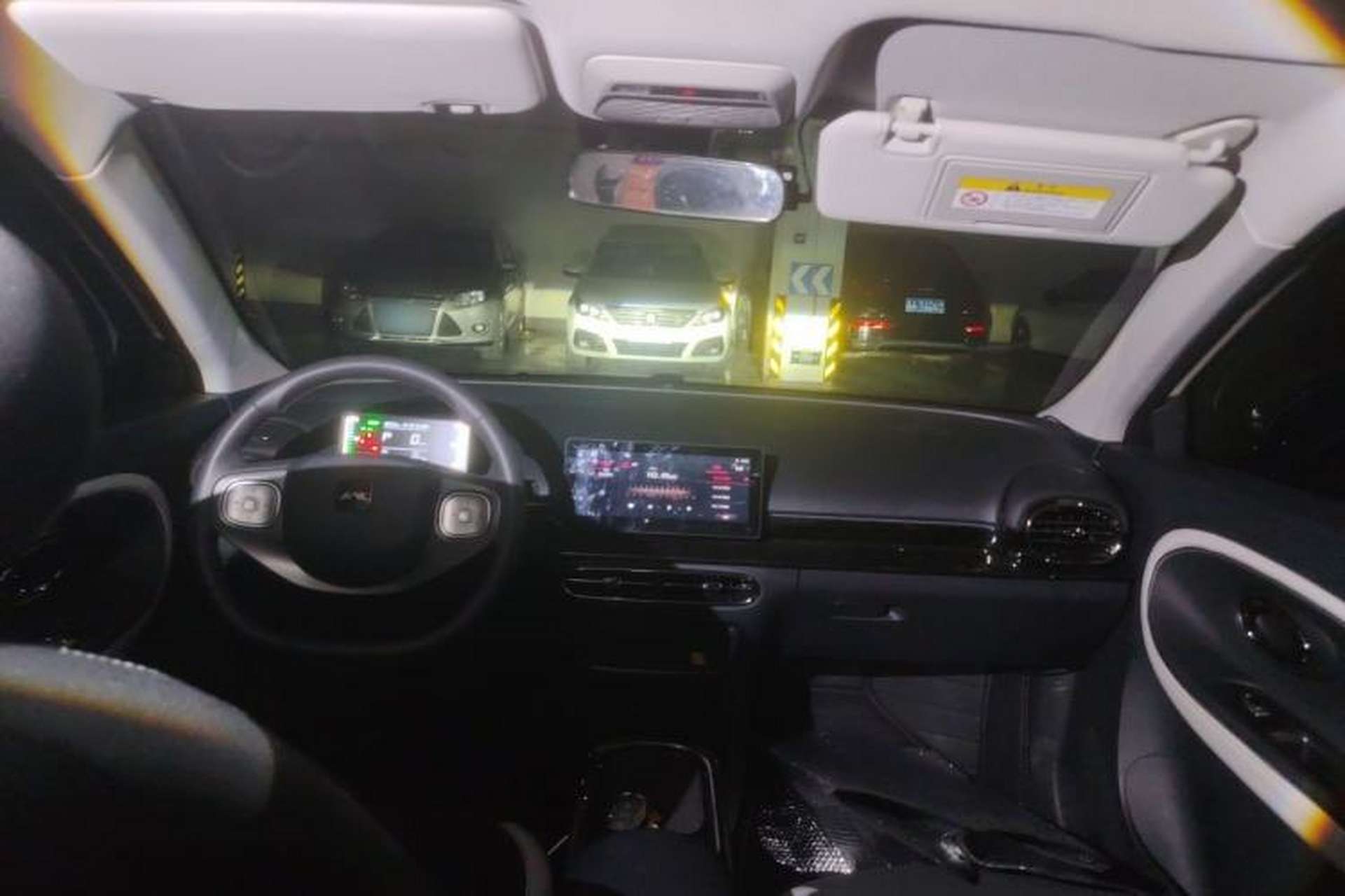 Used JAC Yiwei 3 2024 Zhi'ai Edition 330km Lite Center Console