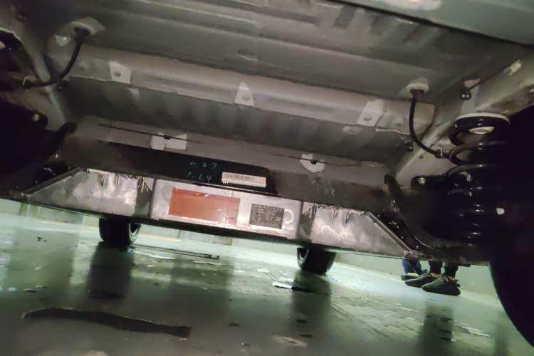 Used JAC Yiwei 3 2024 Zhi'ai Edition 330km Air Chassis Rear