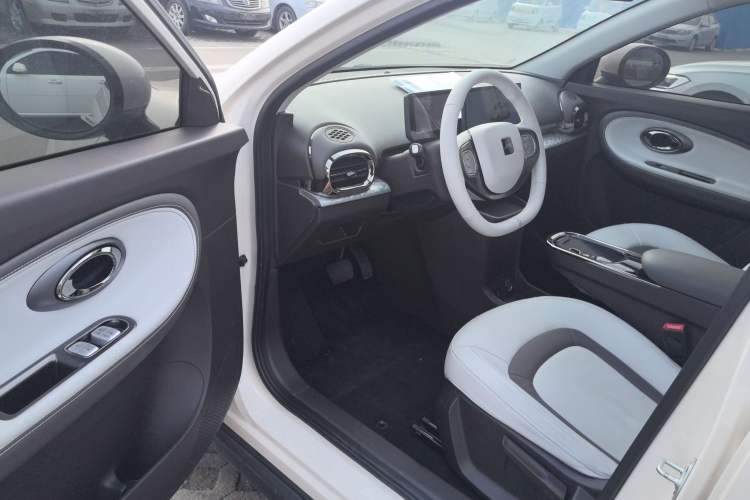 Used JAC Yiwei 3 2024 Charming Edition 405km Lite Driver Seat