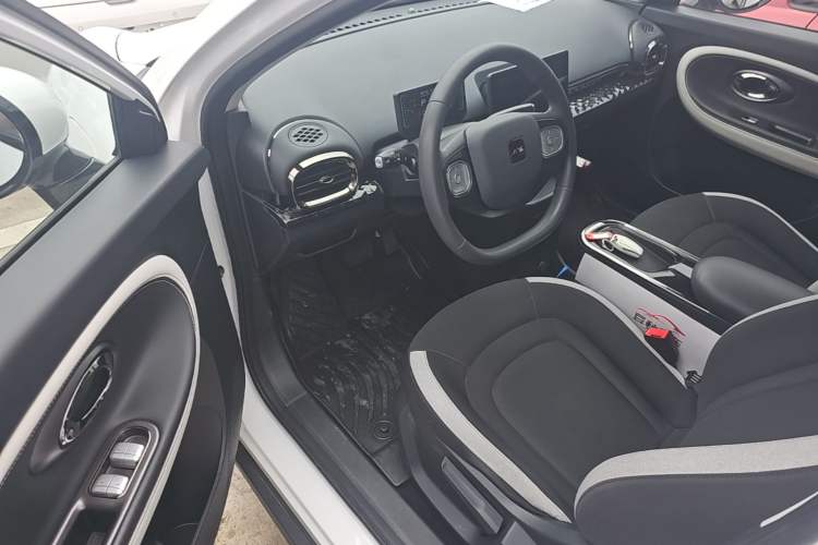 Used JAC Yiwei 3 2024 Zhi'ai Edition 330km Lite Driver Seat