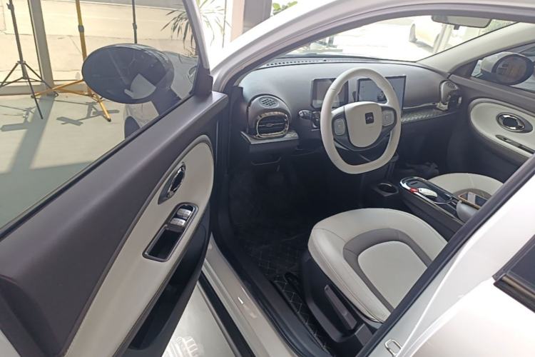 Used JAC Yiwei 3 2024 Zhi'ai Edition 330km Air Driver Seat