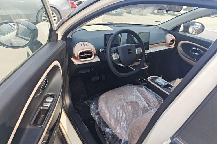 Used JAC Yiwei 3 2024 Zhi'ai Edition 330km Air Driver Seat