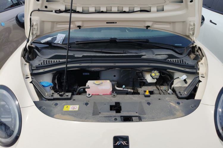 Used JAC Yiwei 3 2024 Zhi'ai Edition 330km Air Engine Bay
