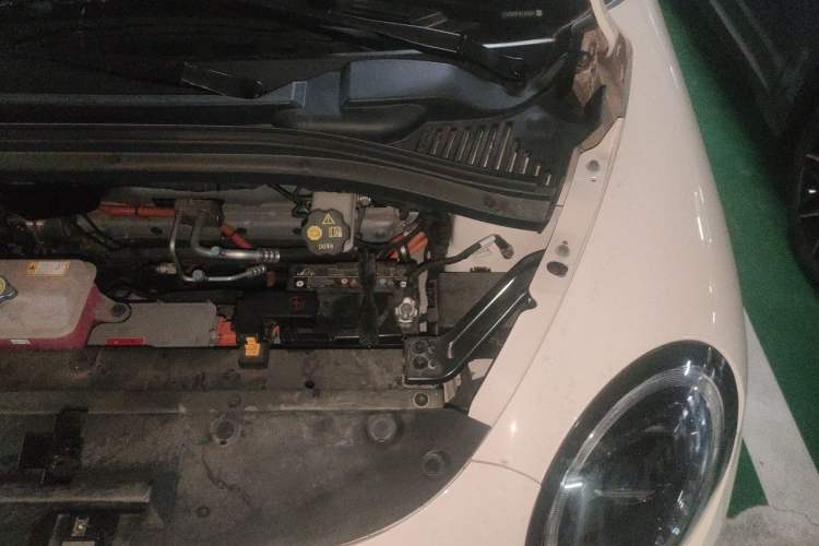 Used JAC Yiwei 3 2024 Zhi'ai Edition 330km Air Engine Bay Left