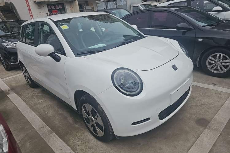 Used JAC Yiwei 3 2024 Zhi'ai Edition 330km Lite Exterior 1