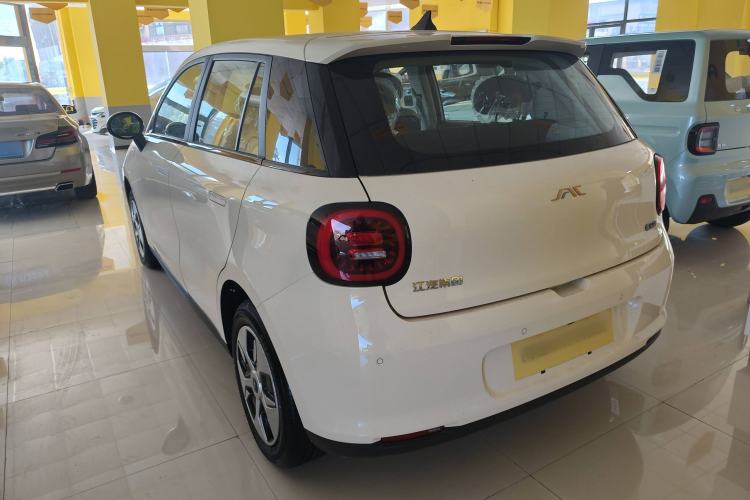 Used JAC Yiwei 3 2024 Zhi'ai Edition 330km Lite Exterior 3