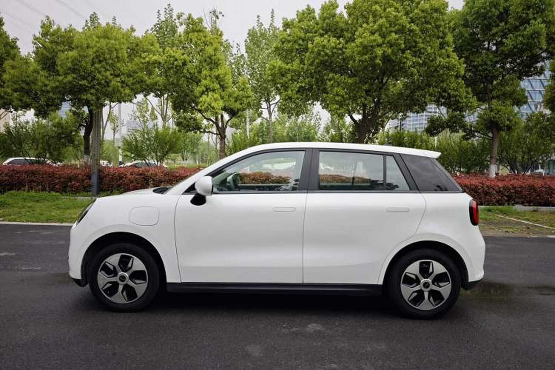 Used JAC Yiwei 3 2024 Zhi'ai Edition 330km Lite Exterior 3
