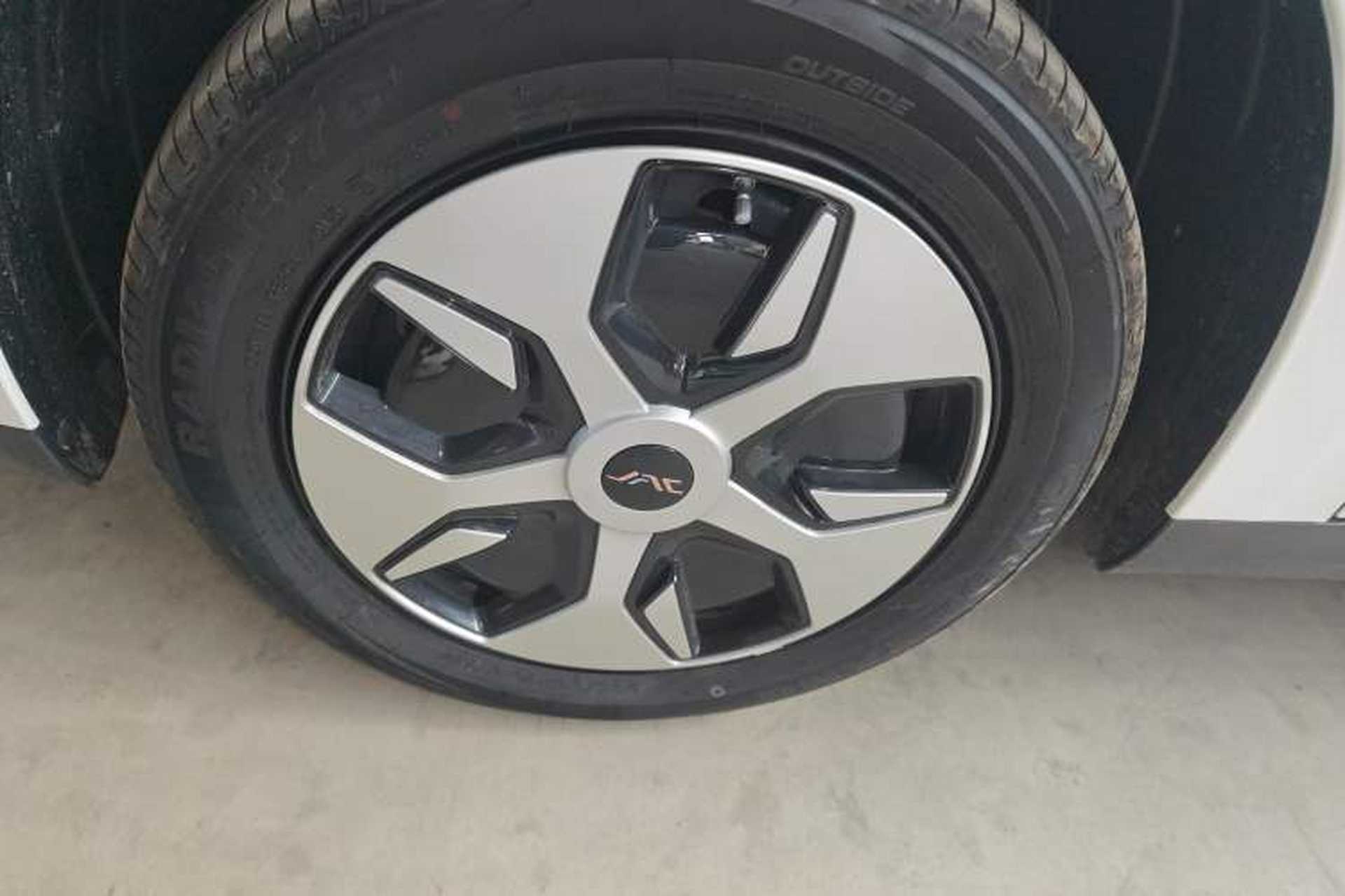 Used JAC Yiwei 3 2024 Beloved Edition 330km Air+ Exterior 4