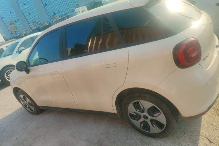 Used JAC Yiwei 3 2024 Zhi'ai Edition 330km Lite Exterior 5