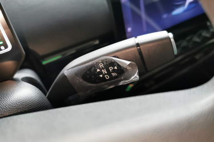Used JAC Yiwei 3 2024 Zhi'ai Edition 330km Lite Gear Lever