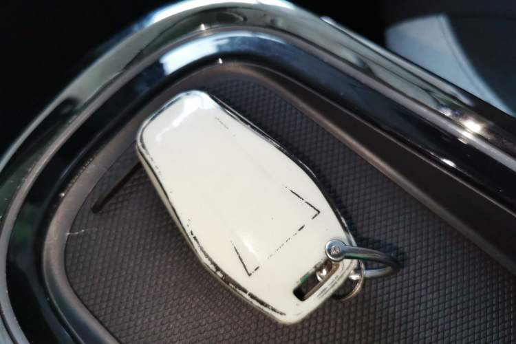 Used JAC Yiwei 3 2024 Zhi'ai Edition 330km Lite Interior 1