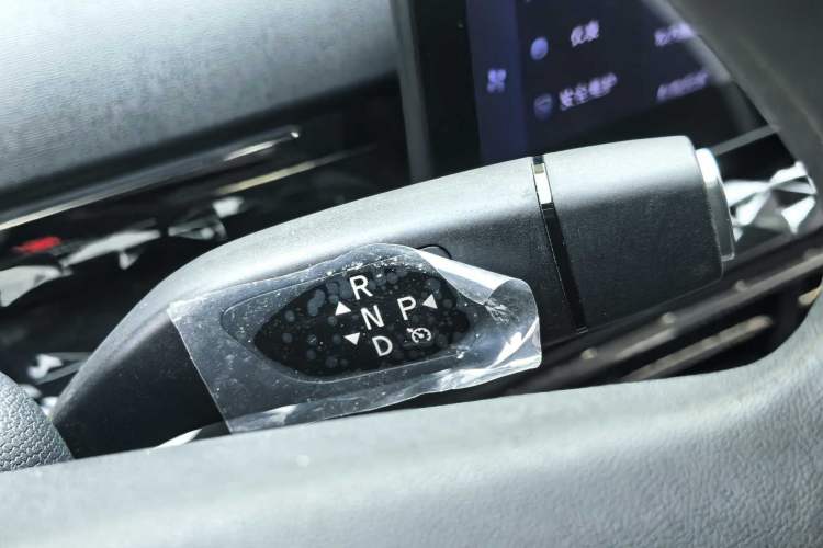Used JAC Yiwei 3 2024 Zhi'ai Edition 330km Lite Interior 4