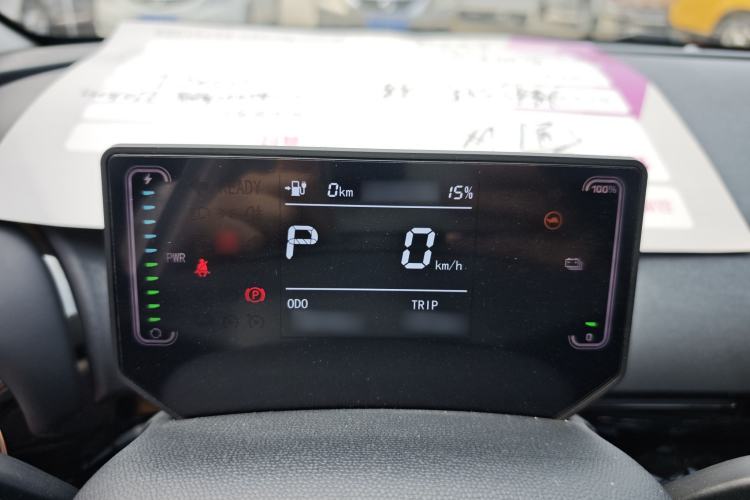 Used JAC Yiwei 3 2024 Zhi'ai Edition 330km Lite Interior 4