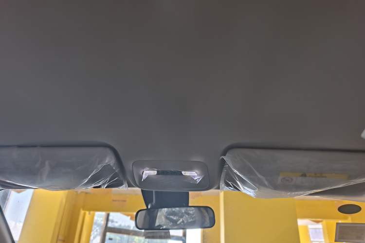 Used JAC Yiwei 3 2024 Zhi'ai Edition 330km Lite Interior 6