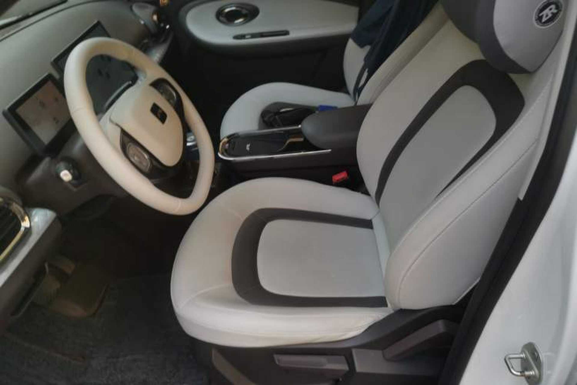 Used JAC Yiwei 3 2024 Charming Edition 405km Lite Left Front Seat