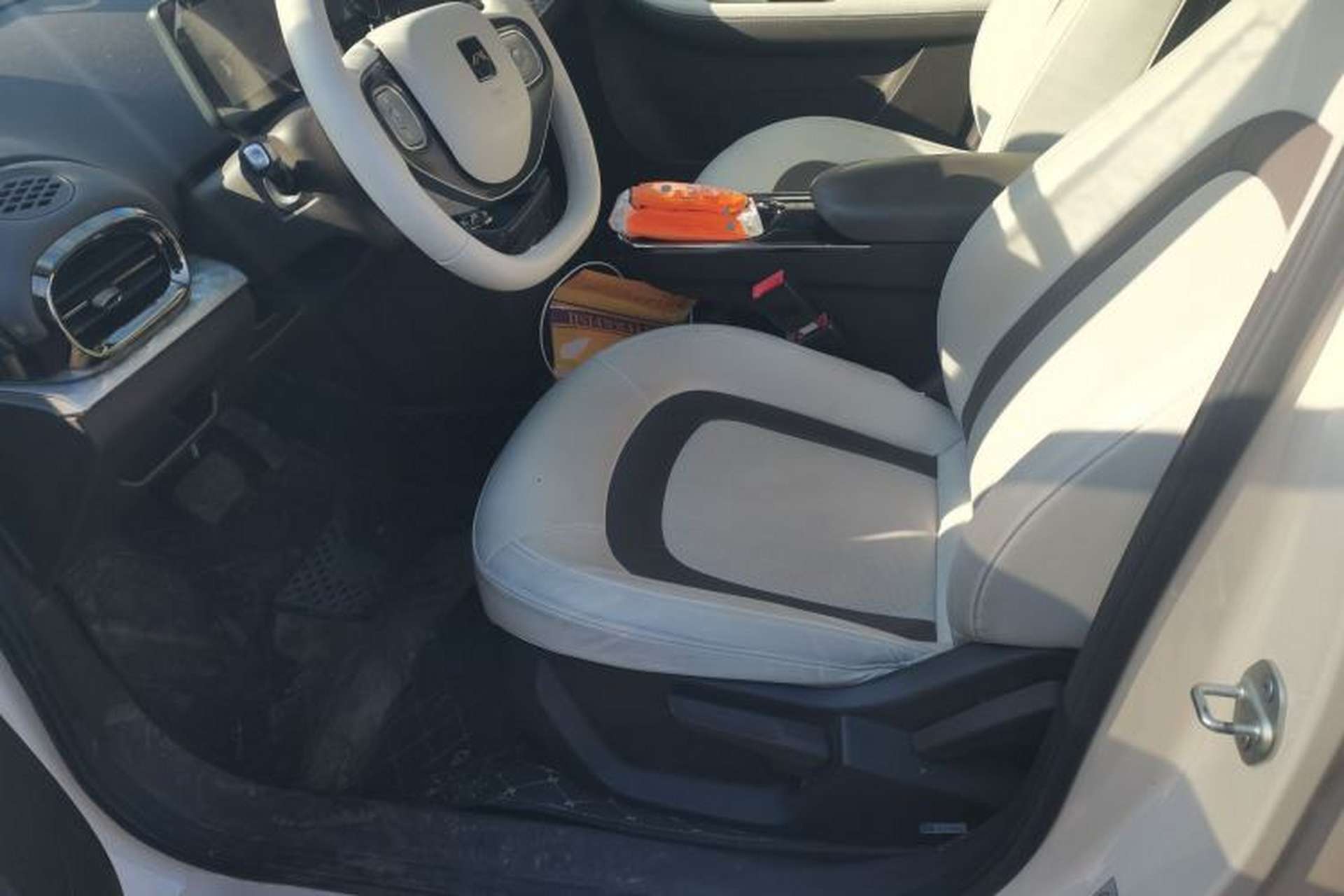 Used JAC Yiwei 3 2024 Beloved Edition 505 km Air Left Front Seat
