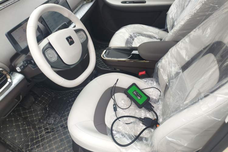 Used JAC Yiwei 3 2024 Beloved Edition 330km Air+ Left Front Seat