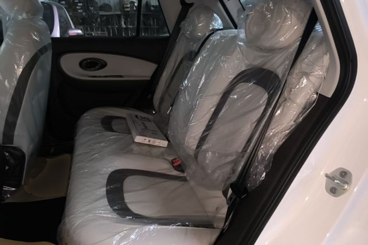 Used JAC Yiwei 3 2024 Beloved Edition 330km Air+ Left Rear Seat