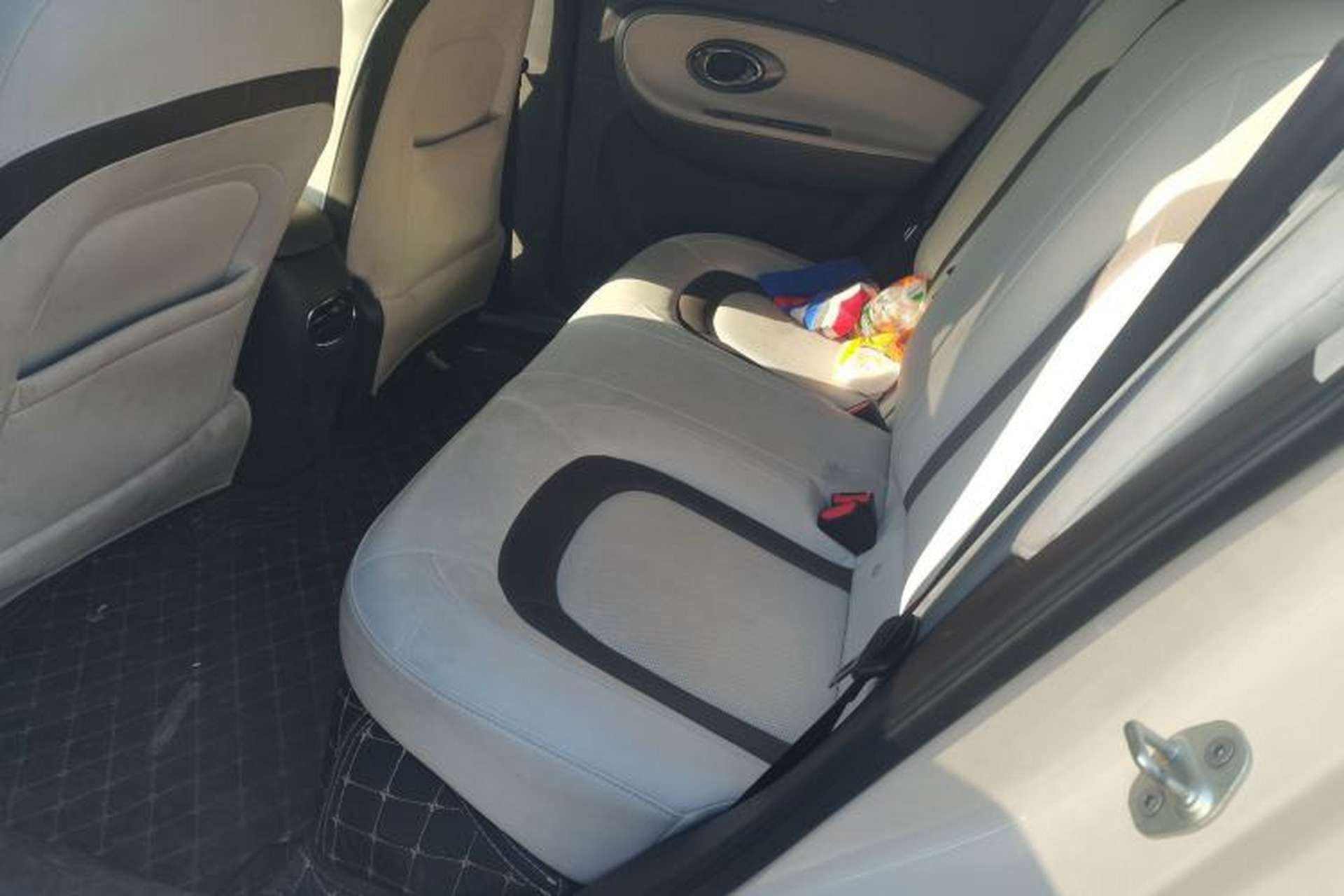 Used JAC Yiwei 3 2024 Beloved Edition 505 km Air Left Rear Seat