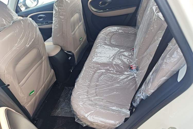 Used JAC Yiwei 3 2024 Zhi'ai Edition 330km Air Left Rear Seat