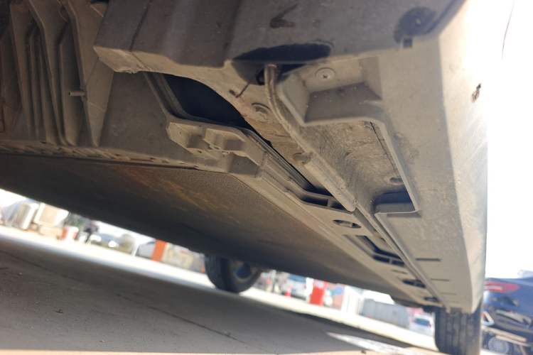 Used JAC Yiwei 3 2024 Zhi'ai Edition 330km Air Left Side Sill