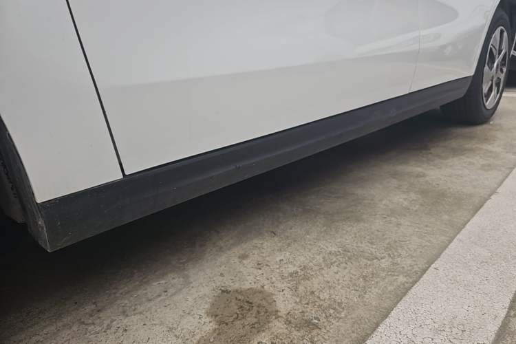 Used JAC Yiwei 3 2024 Zhi'ai Edition 330km Lite Left Side Sill