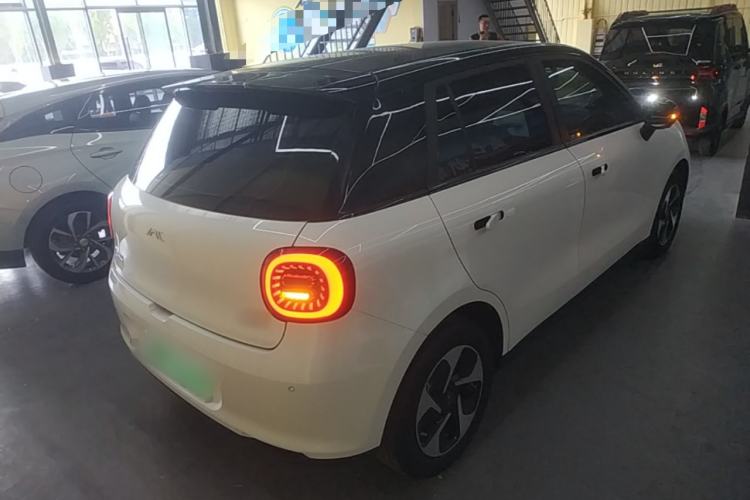 Used JAC Yiwei 3 2024 Zhi'ai Edition 330km Air Rear Right 45 Deg