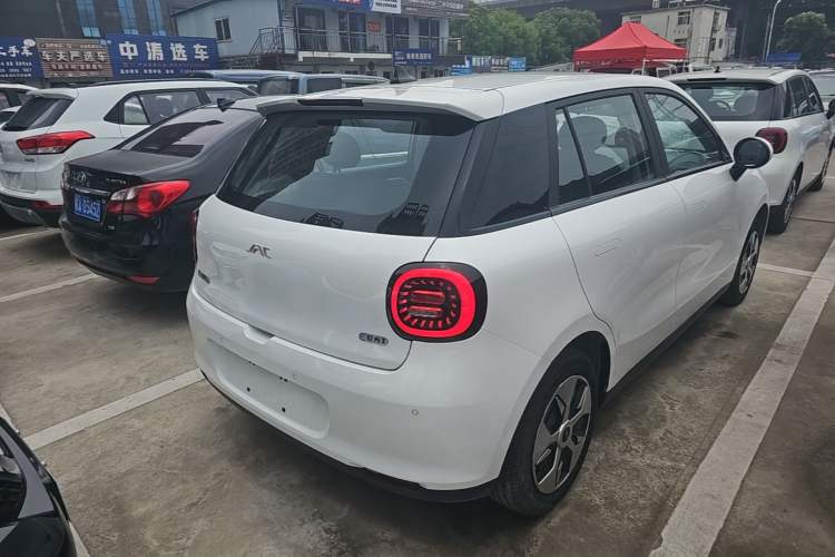 Used JAC Yiwei 3 2024 Zhi'ai Edition 330km Lite Rear Right 45 Deg