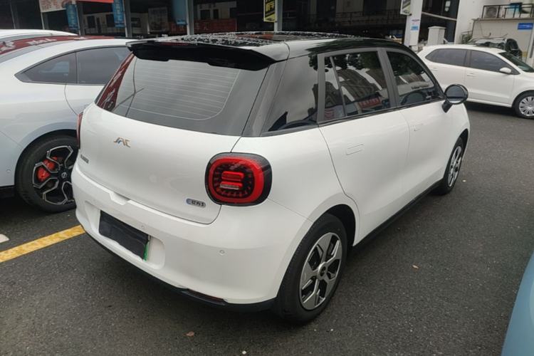 Used JAC Yiwei 3 2024 Zhi'ai Edition 330km Air Rear Right 45 Deg