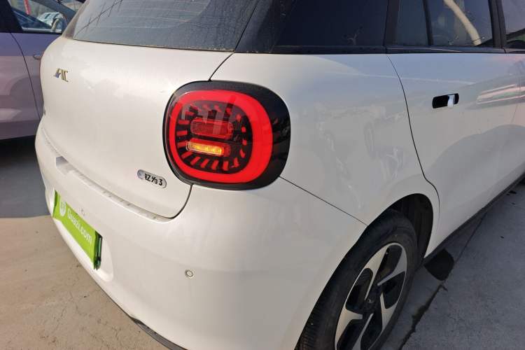 Used JAC Yiwei 3 2024 Zhi'ai Edition 330km Air Right Rear Taillight