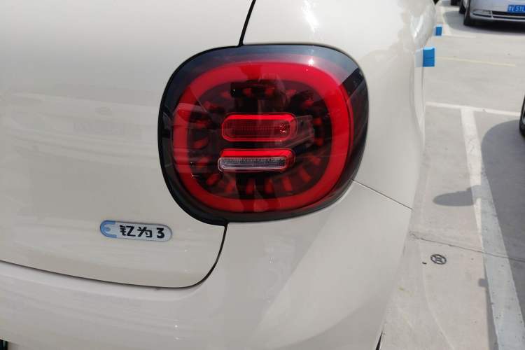 Used JAC Yiwei 3 2024 Zhi'ai Edition 330km Air Right Rear Taillight