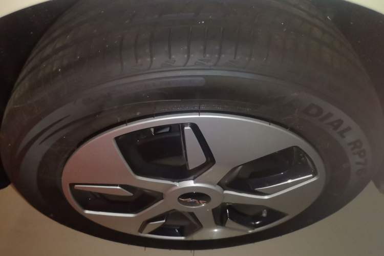 Used JAC Yiwei 3 2024 Zhi'ai Edition 330km Lite Right Rear Wheel Hub