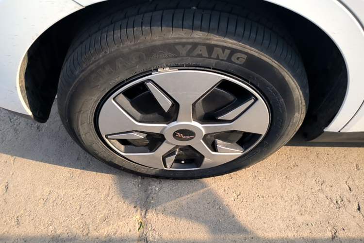 Used JAC Yiwei 3 2024 Zhi'ai Edition 330km Air Right Rear Wheel Hub